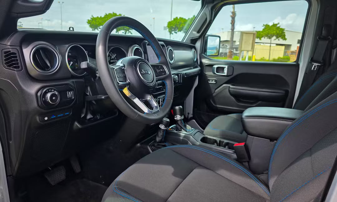 Jeep Wrangler 4xe (2023 Rubicon)