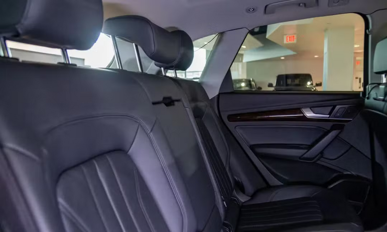 Audi Q5 (2018 Premium Plus)