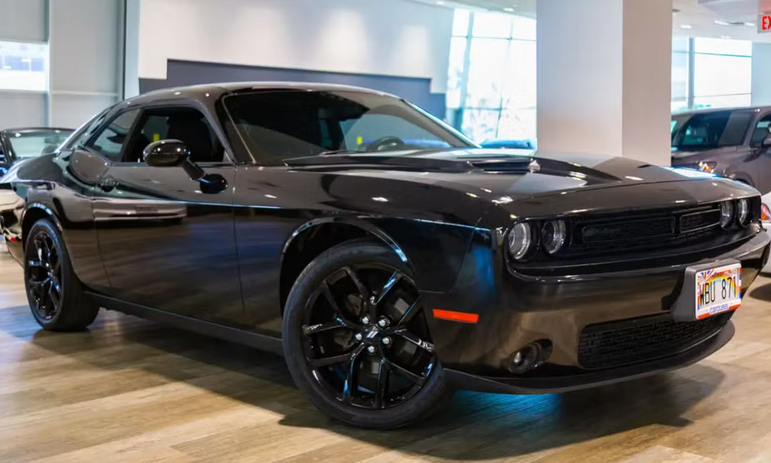 Dodge Challenger (2020 SXT)