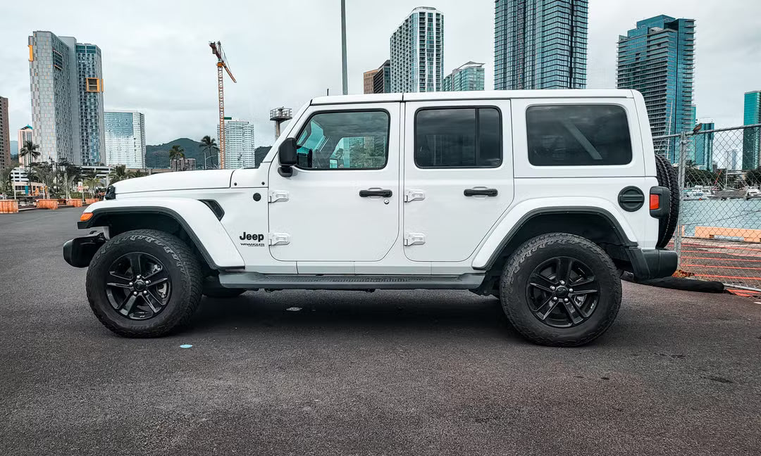 Jeep Wrangler Unlimited (2021 Sahara Altitude)