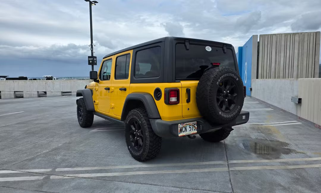 Jeep Wrangler Unlimited (2021 Willys Sport)
