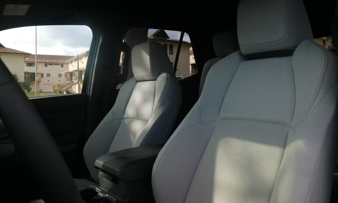 Toyota 4Runner (2025 SR5)