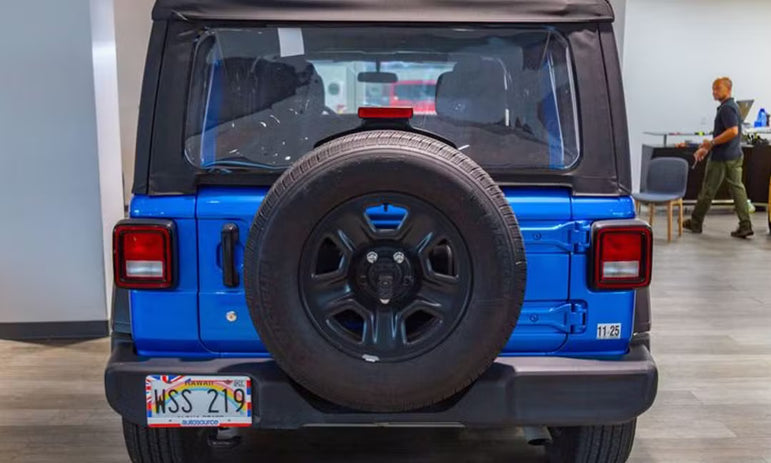 Jeep Wrangler (2023 Sport)