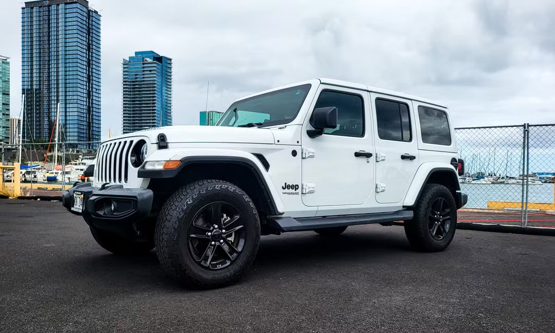 Jeep Wrangler Unlimited (2021 Sahara Altitude)