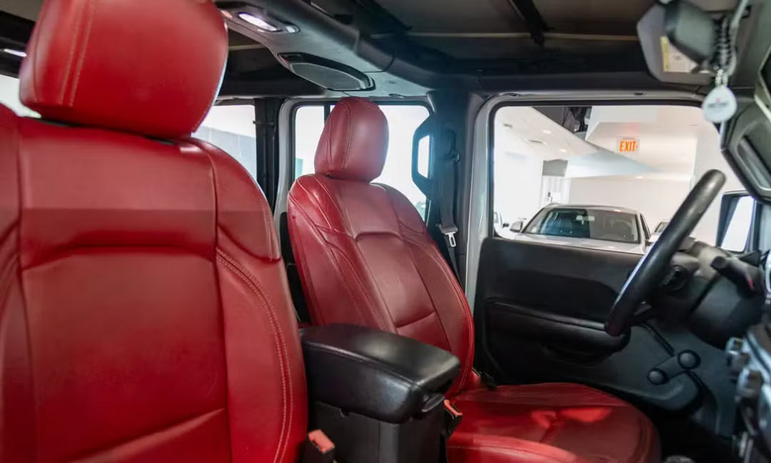 Jeep Wrangler Unlimited (2018 Sport)