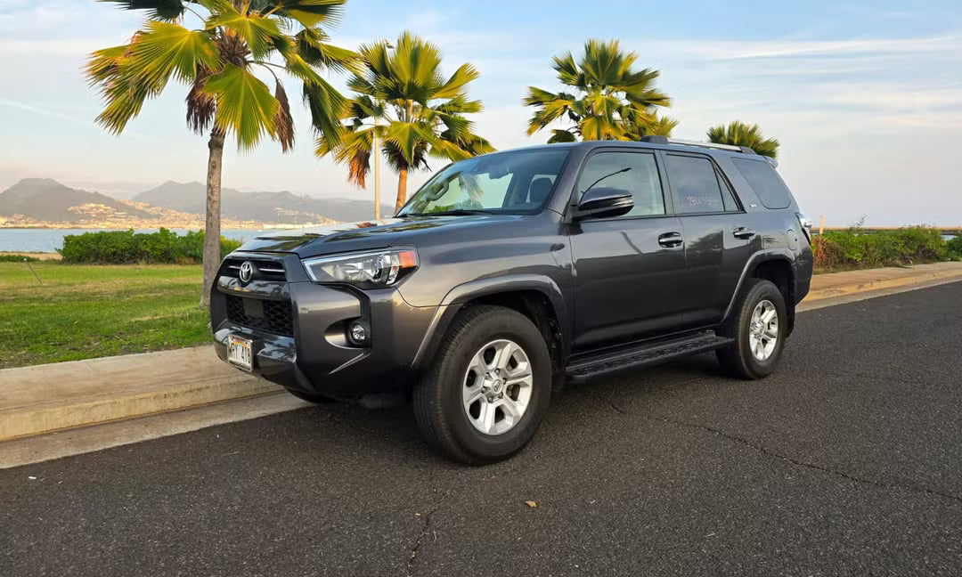 Toyota 4Runner (2023 SR5 Premium)