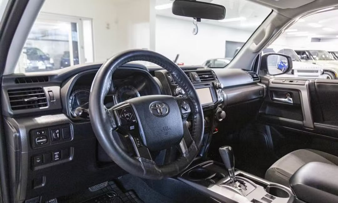 Toyota 4Runner (2019 SR5 Premium)