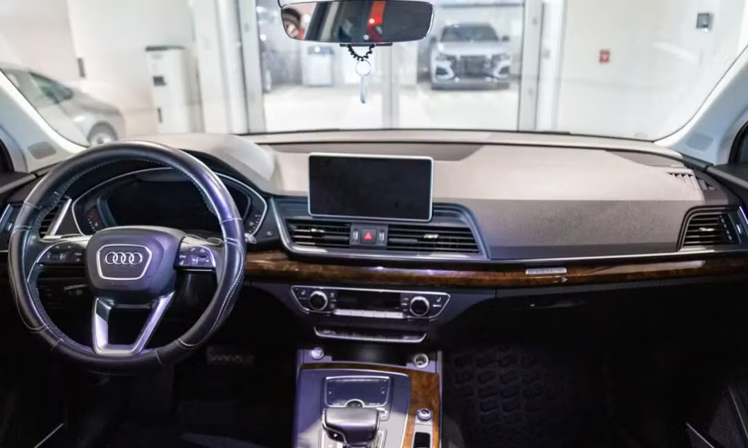Audi Q5 (2018 Premium Plus)