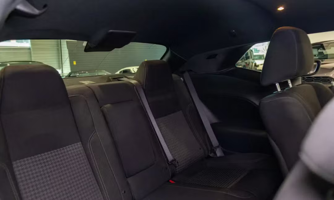 Dodge Challenger (2020 SXT)