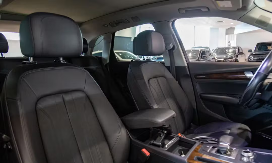 Audi Q5 (2018 Premium Plus)