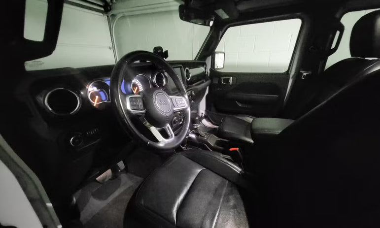 Jeep Wrangler Unlimited (2021 Sahara Altitude)