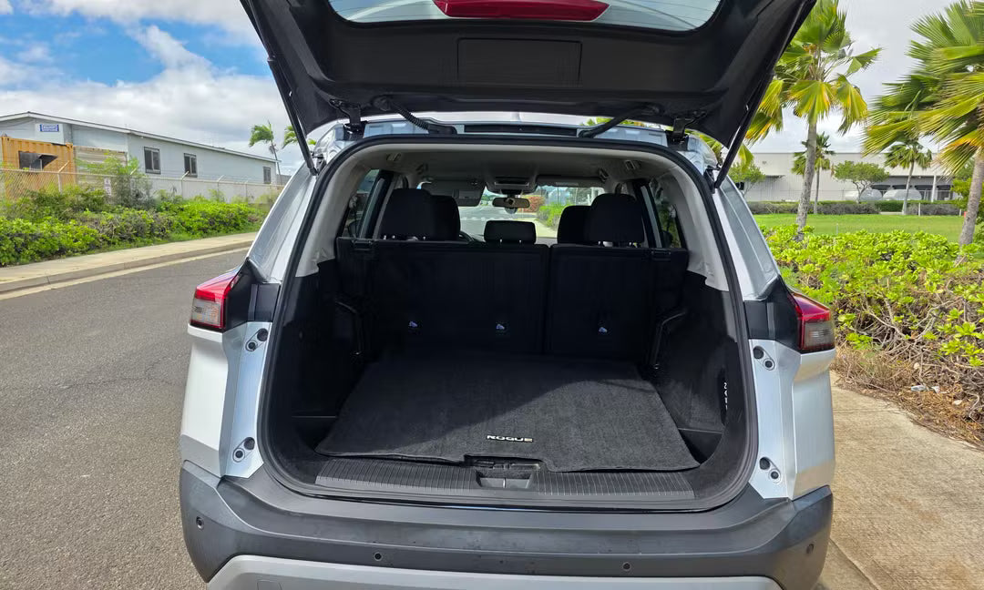 Nissan Rogue (2022 SV)