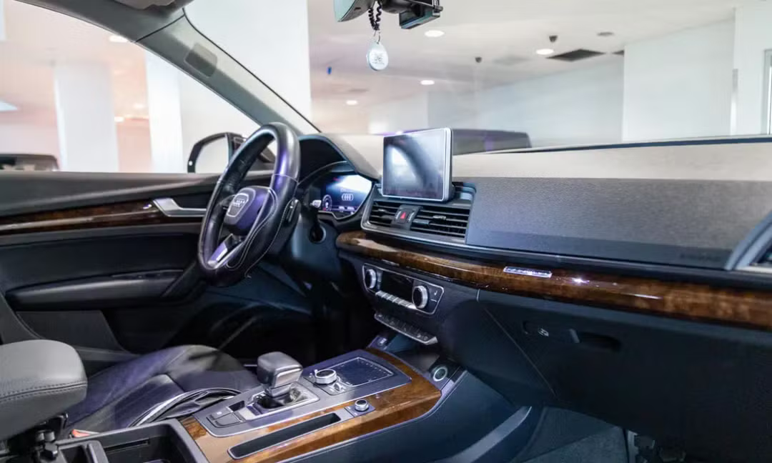 Audi Q5 (2018 Premium Plus)
