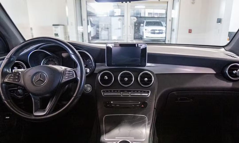 Mercedes-Benz GLC-Class (2019 GLC 300)