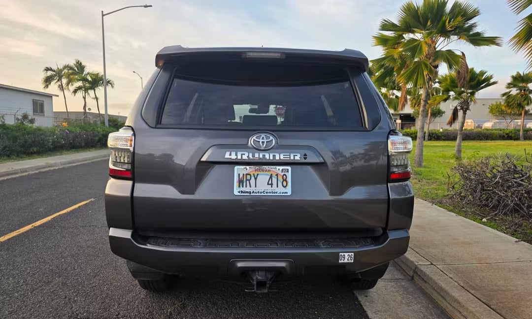 Toyota 4Runner (2023 SR5 Premium)