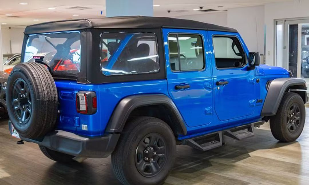 Jeep Wrangler (2023 Sport)