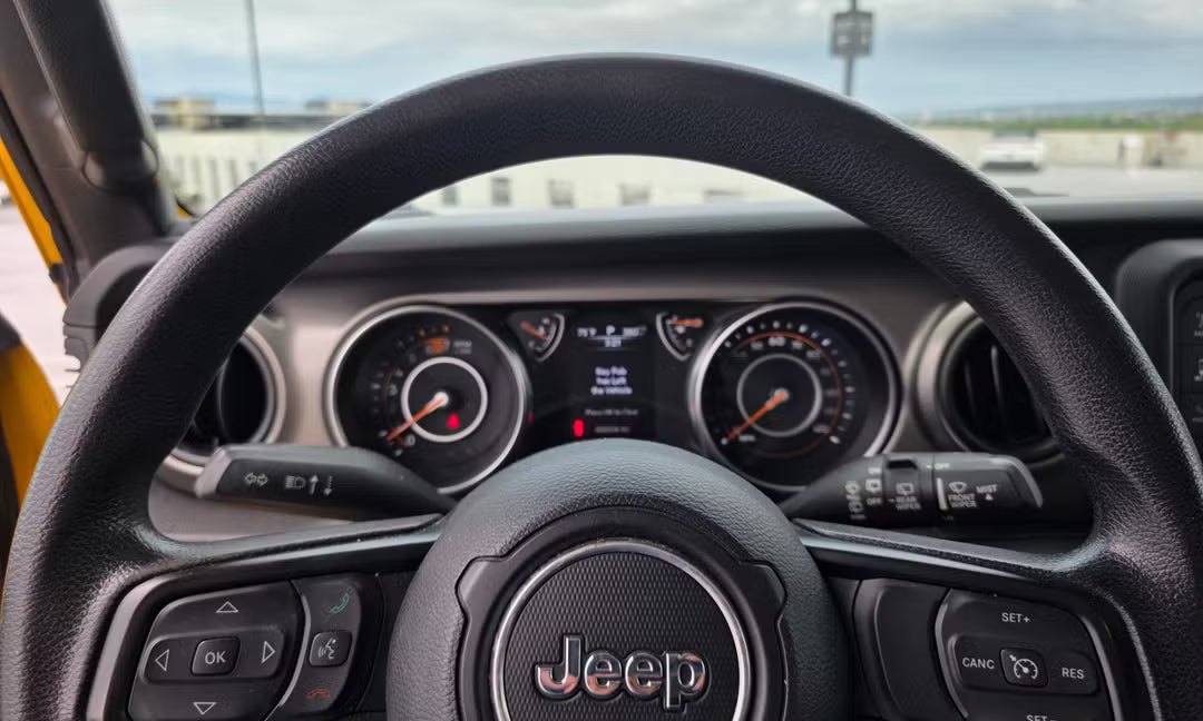 Jeep Wrangler Unlimited (2021 Willys Sport)