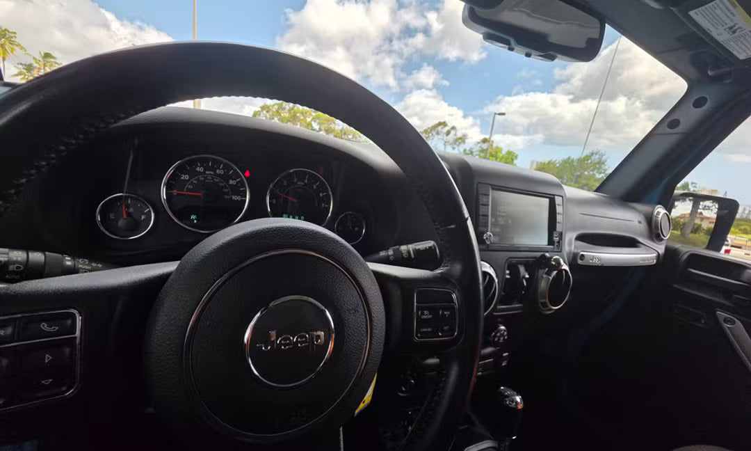 Jeep Wrangler JK Unlimited (2018 Sahara)