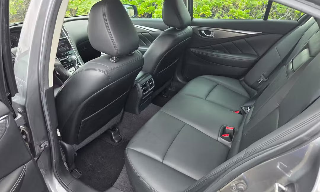 INFINITI Q50 (2017 2.0t Premium)