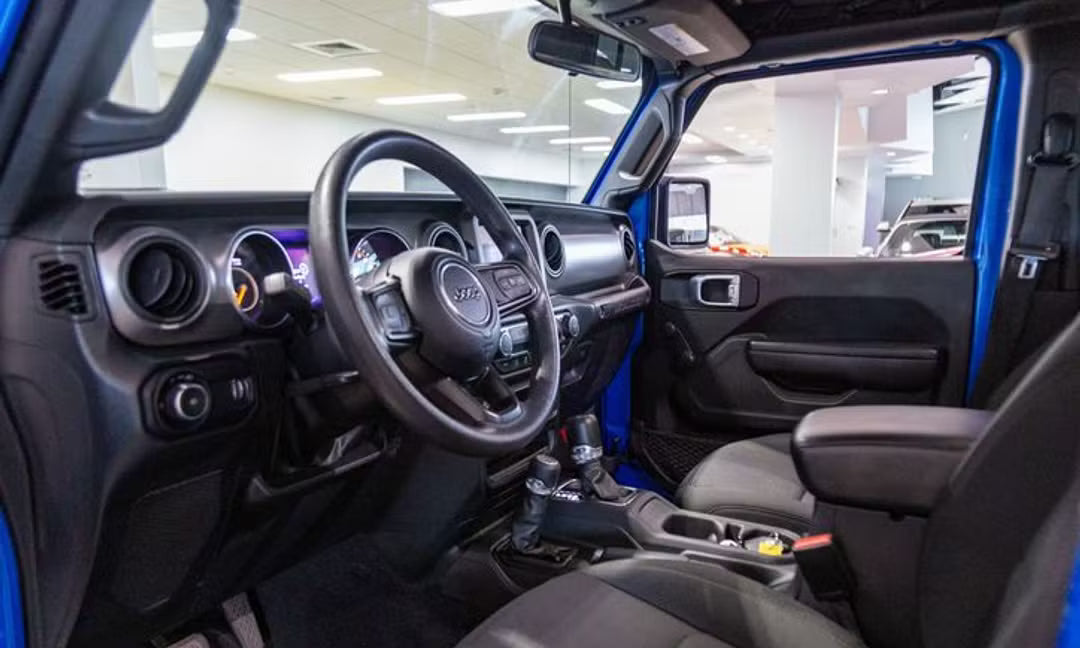 Jeep Wrangler (2023 Sport)