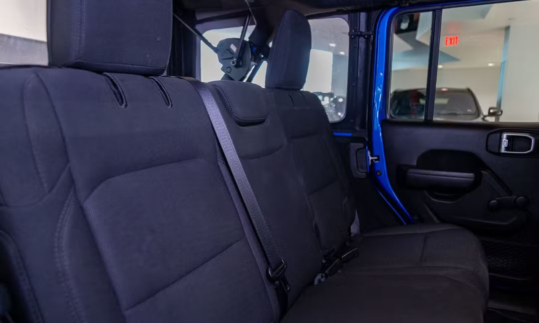 Jeep Wrangler (2023 Sport)