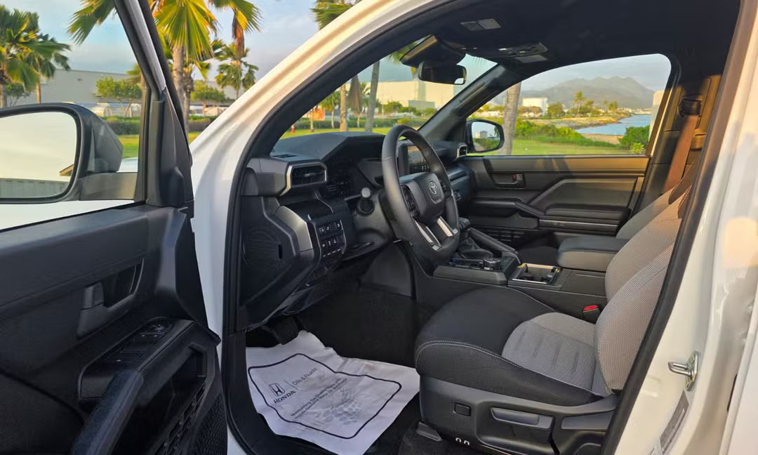 Toyota 4Runner (2025 Hybrid TRD Off Road)