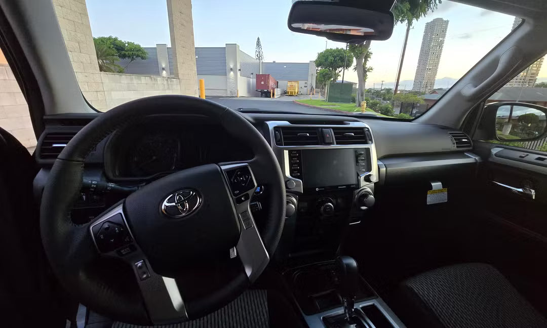 Toyota 4Runner (2024 SR5)