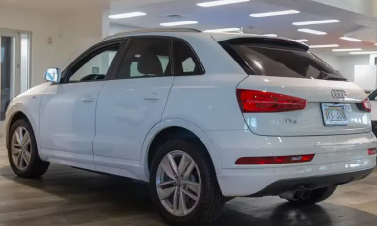 Audi Q3 (2018 Premium)